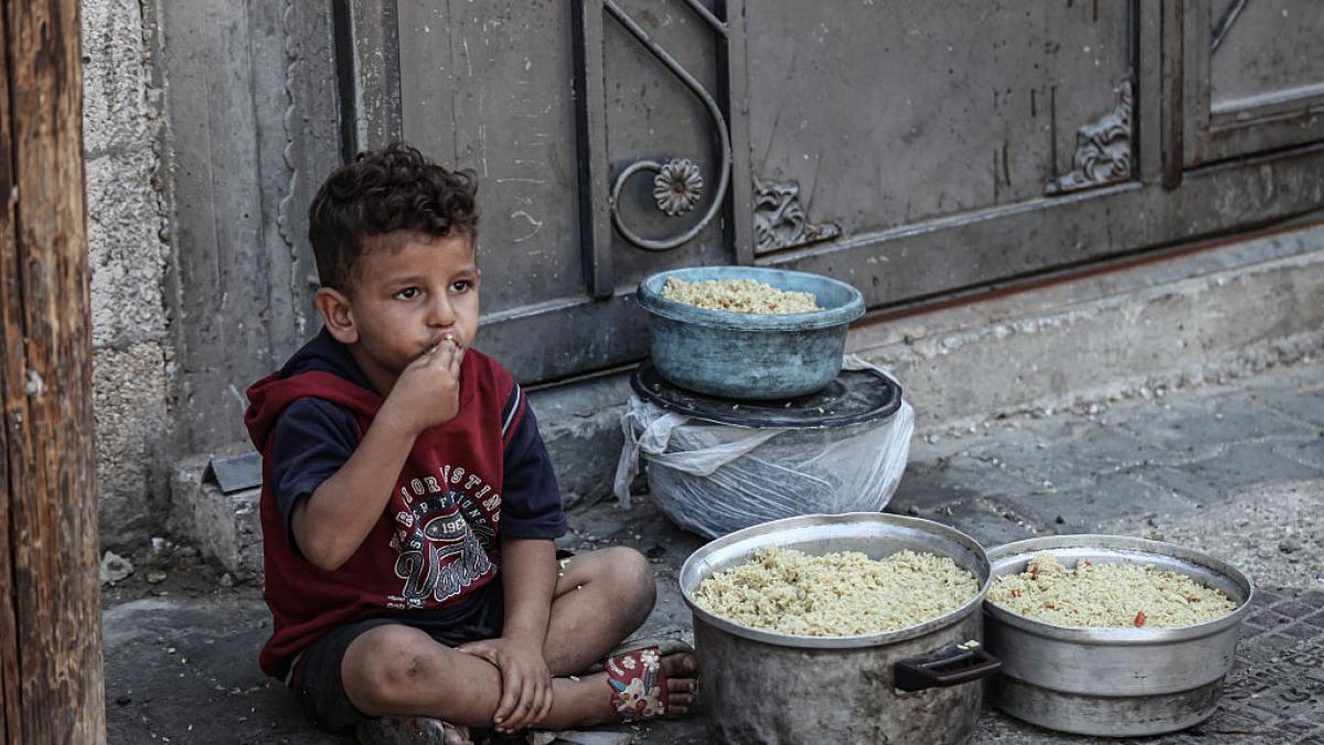 680.000 palestinos muertos, 380.000 menores de cinco años, pero La Vuelta no se pudo terminar y luego que Eurovisión...