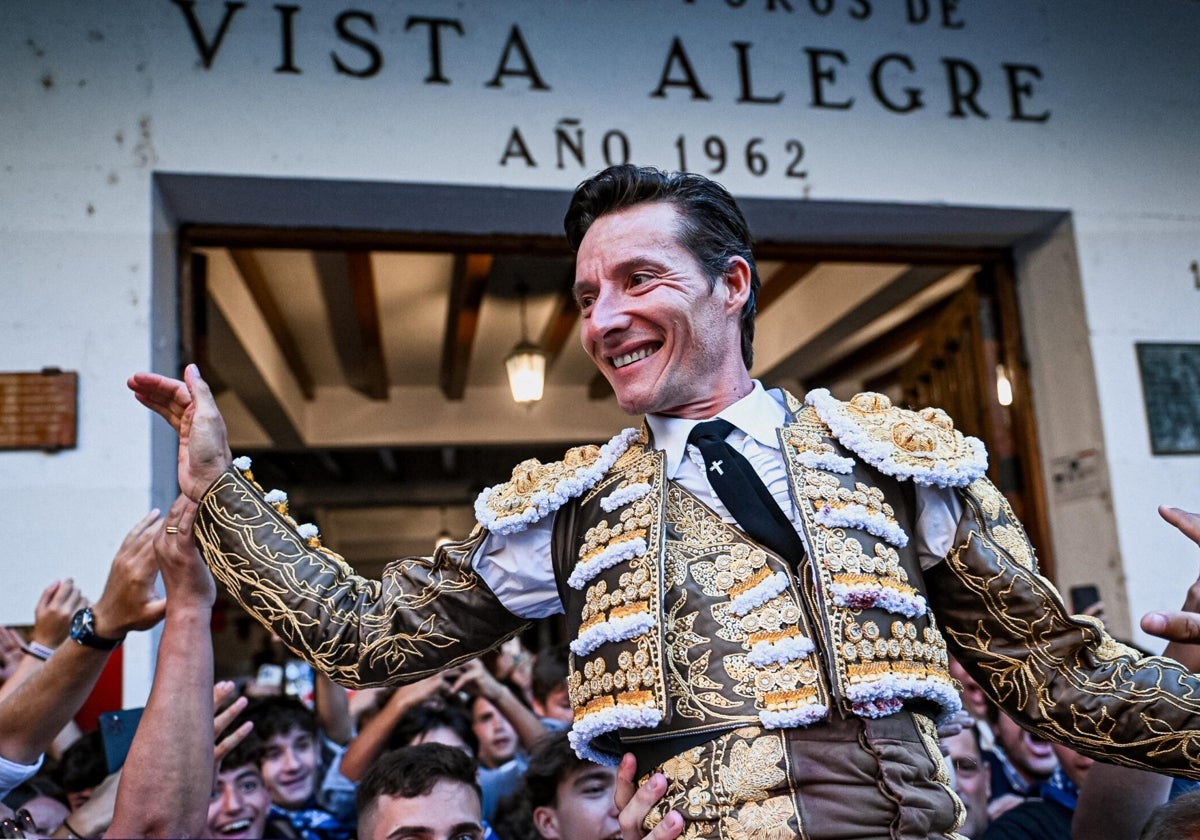 Habla Urdiales, el autor de una de las cumbres del año: «La de Bilbao sí fue la faena soñada... y espero hacer más»