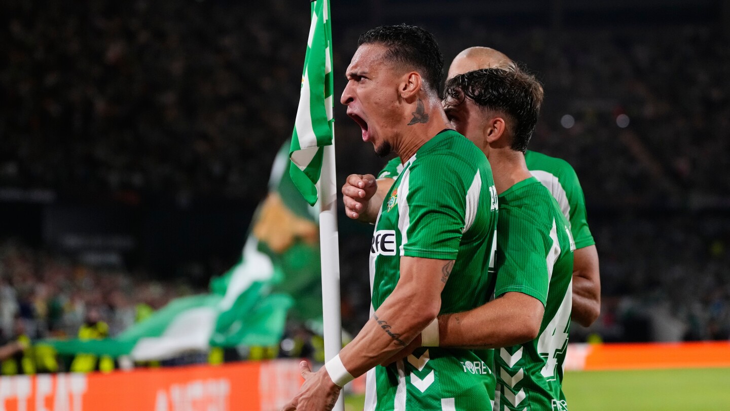 Antony empata en último momento por Betis ante Nottingham Forest en la Liga Europa