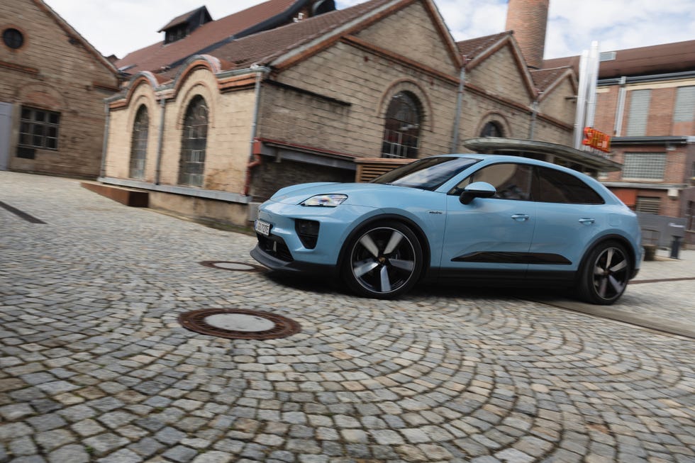 2025 Porsche Macan Electric 2025 porsche macan electric