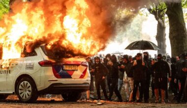Estalla la violencia en una manifestación de la derecha en Países Bajos, semanas antes de las elecciones