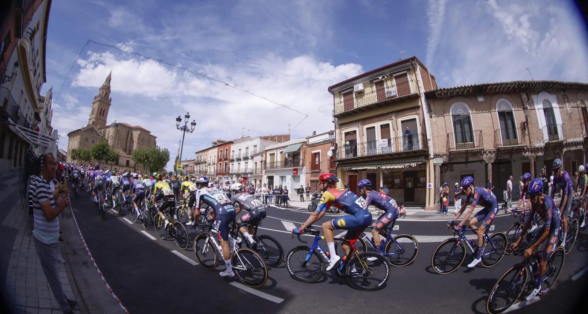 La Bola del Mundo decide la Vuelta 2025