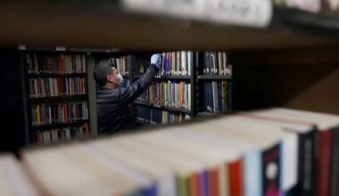 encontraron en la Biblioteca Nacional libros censurados tras el golpe de Pinochet