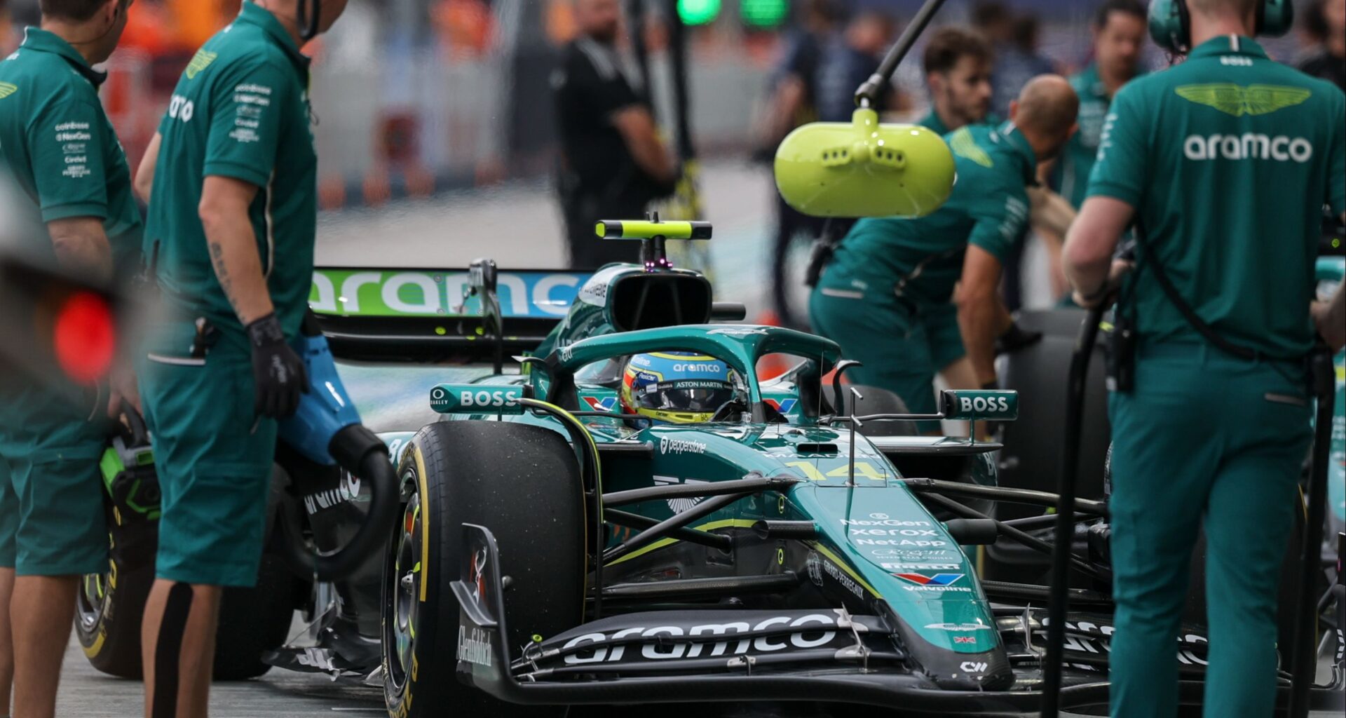 Fernando Alonso quiere sorprender con la '33' en Singapur