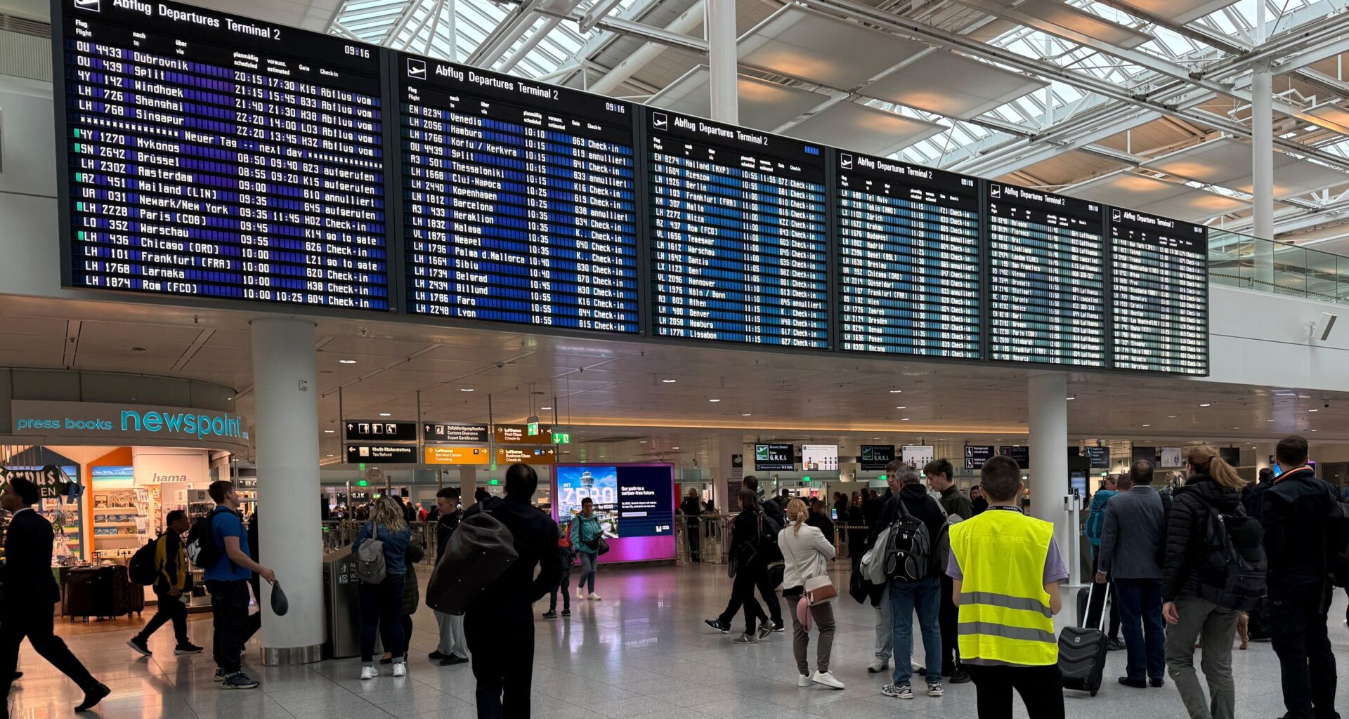 El aeropuerto de Múnich cierra por segunda noche por drones