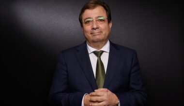 Guillermo Fernández Vara, el médico que "luchó por las causas" justas