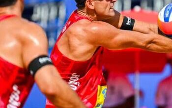 Adrián Gavira, top 10 en el Challenge de vóley en México