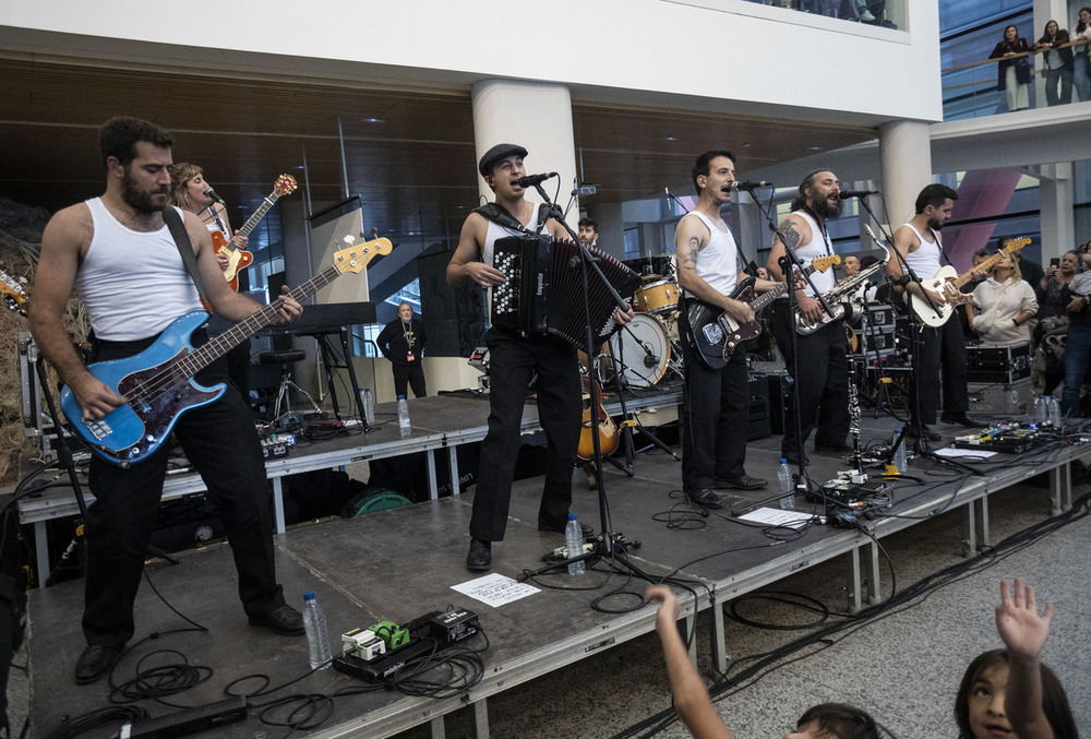 Qué manera de volver la de La M.O.D.A.