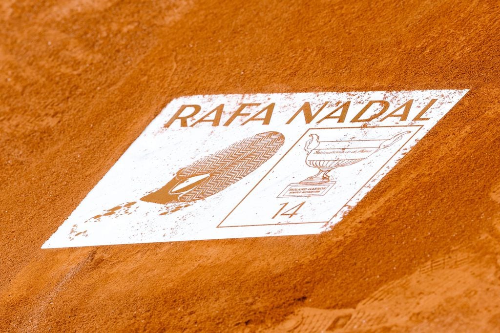 La emoción de Nadal conquista a Francia: la prensa lo consagra como rey eterno de Roland Garros