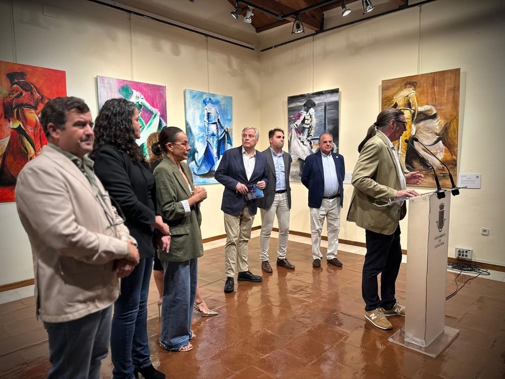 Exposición de 'De José a Juan: Un siglo de toreo a la verónica' de Álvaro Ramos