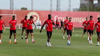 Dos nombres importantes marcan una nueva sesión del Sevilla FC