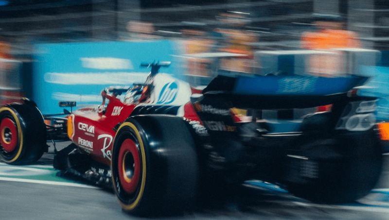 Ferrari vs. McLaren, la dialéctica que define la nueva era de negocios, crossing marketing, branding y cultura