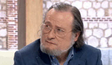 «La que está orientada a la clase media dejará de subir»