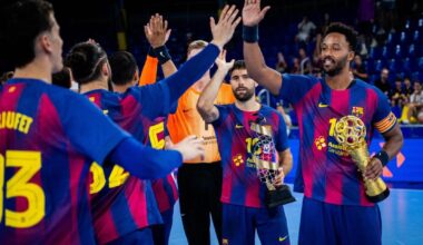 Los jugadores del Barça de balonmano, en un partido de Liga Asobal