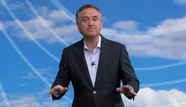 "En Galicia no se haría de día hasta las 10"