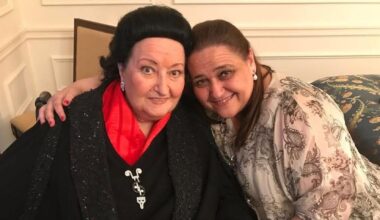 Montserrat Caballé junto a su sobrina en una imagen de archivo.