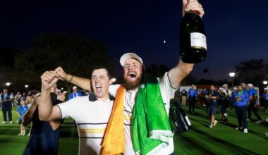 Uno de los momentos de la fiesta europea por la Ryder Cup, aún sobre el campo