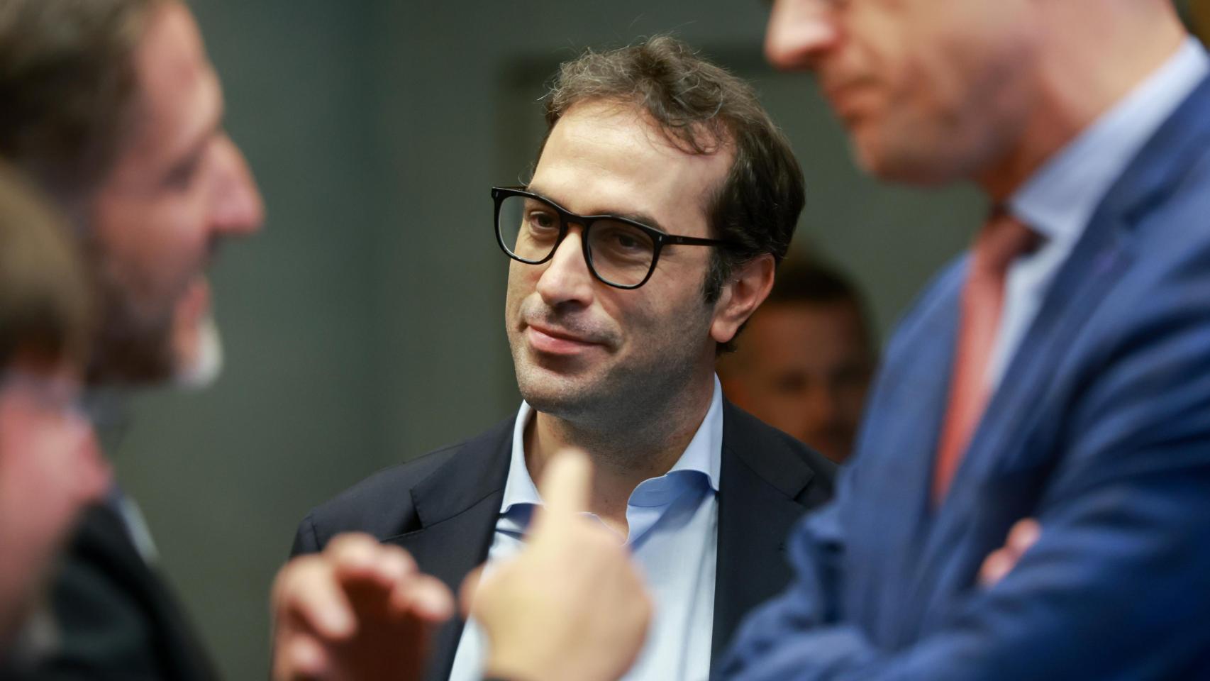 Cuerpo frena a Díaz y avisa de que la ampliación del permiso por fallecimiento "se hará de la mano de las empresas"