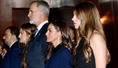 Los reyes Felipe VI y Letizia, junto a Leonor y Sofía, presiden el concierto de los Premios Princesa de Asturias