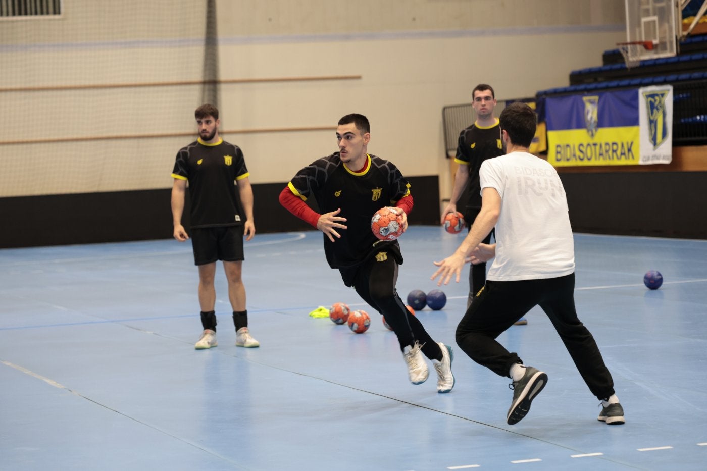 El Irudek Bidasoa confía en su mejor versión para plantar cara al Barça