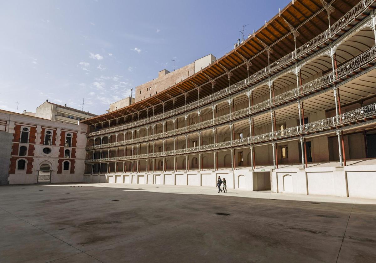 La restauración del frontón Beti Jai, obra del cántabro Joaquín de Rucoba, Premio Nacional