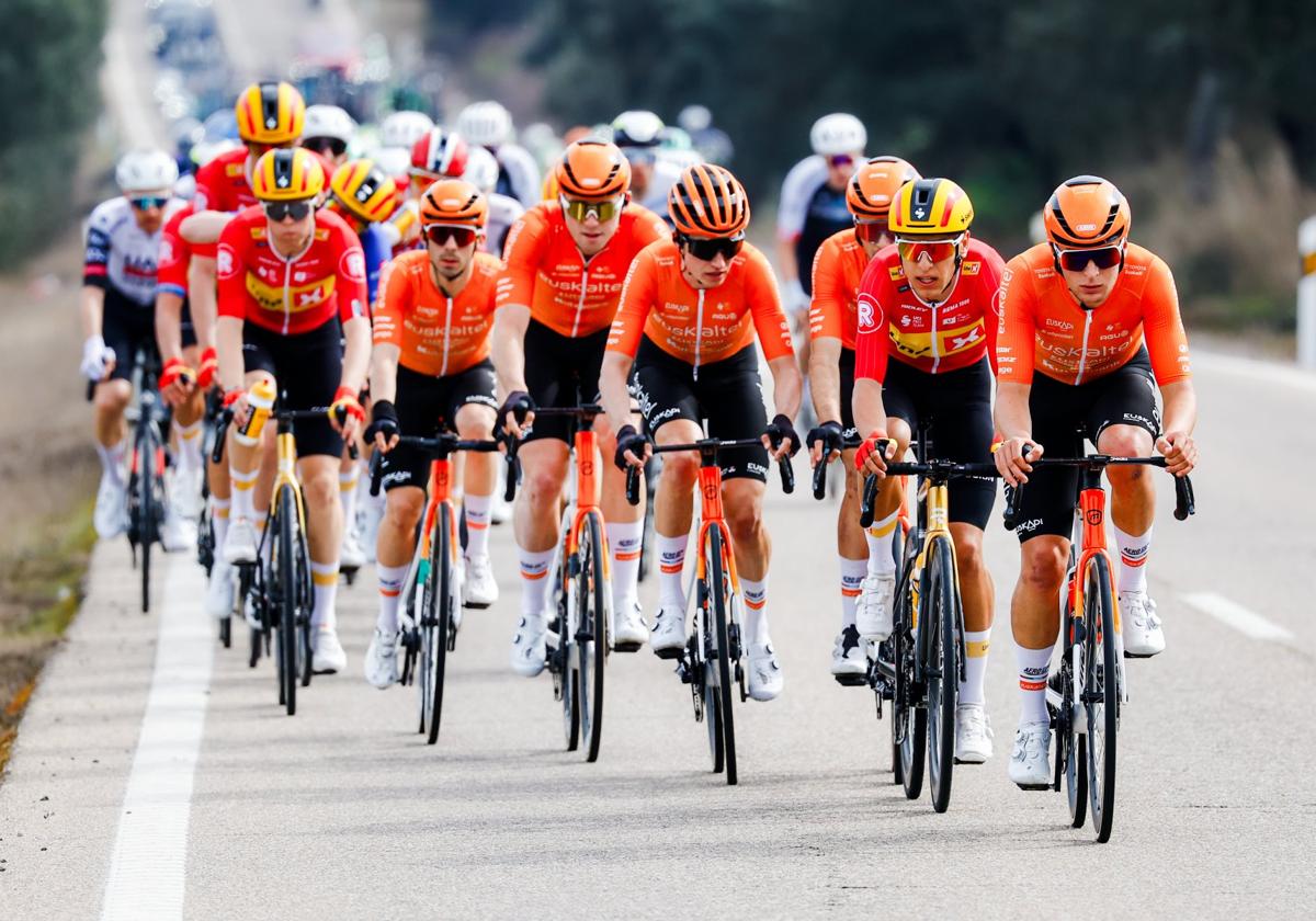 Euskaltel se queda sin invitación para la Vuelta a España de 2026