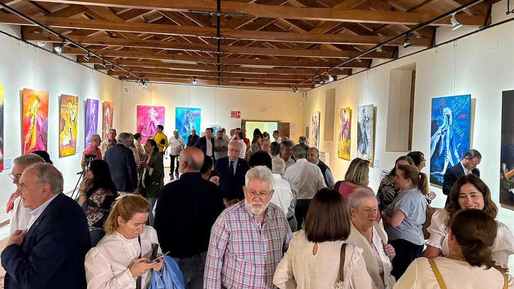 Exposición de 'De José a Juan: Un siglo de toreo a la verónica' de Álvaro Ramos