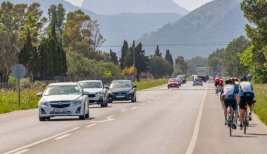 el BOE da vía libre a sustituir los arcenes por carriles bici en estos tramos de la Red Nacional