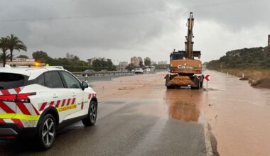 Alerta roja en Alicante y Murcia por el paso de la DANA Alice: lluvias torrenciales y desalojos