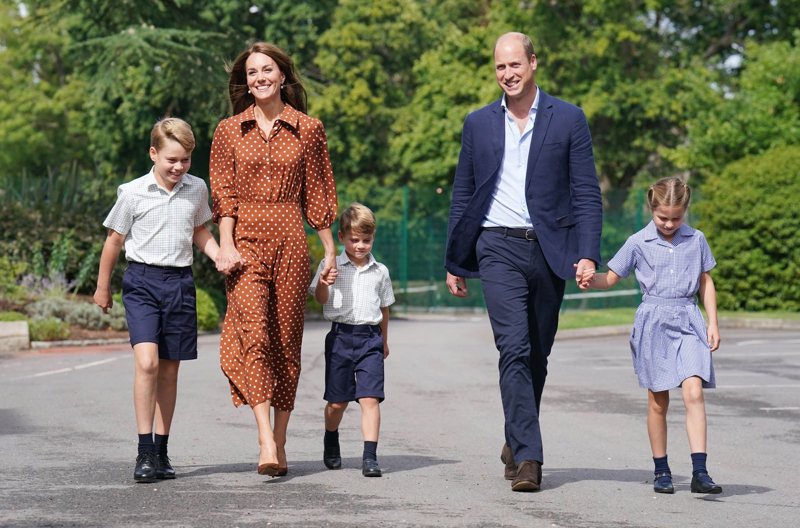 Guillermo y Kate en la foto dejando a sus hijos en la escuela de Lambrook en septiembre de 2022 han hecho de Windsor su...