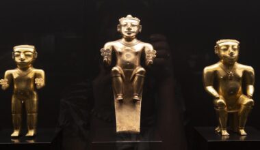 Roce de Urtasun con el Museo de América por la exposición de réplicas del tesoro Quimbaya