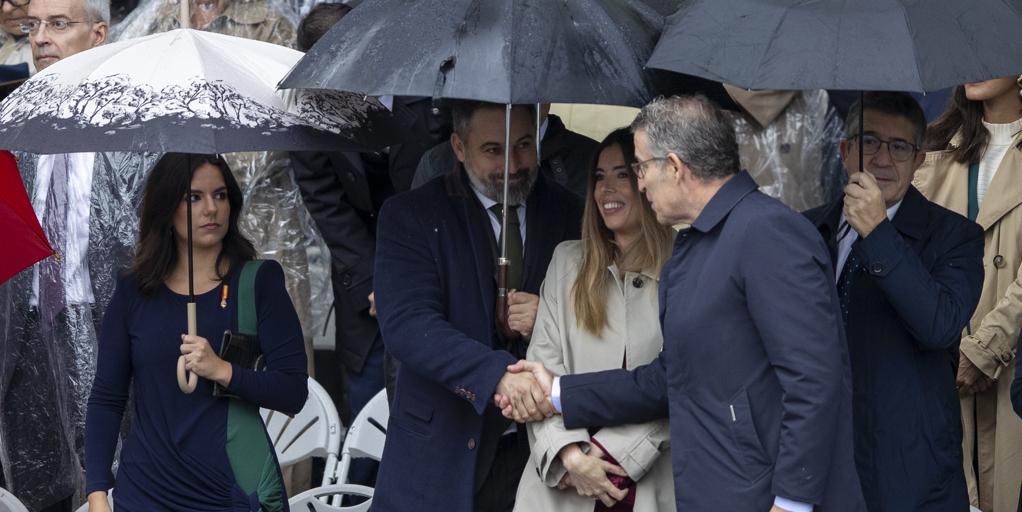 Abascal seguirá el desfile militar del 12-O «desde la calle» y no irá al Palacio Real para «no blanquear al Gobierno corrupto»