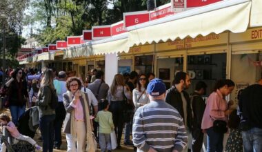 Todos los autores que estarán en la Feria del Libro de Sevilla 2025: fechas y casetas
