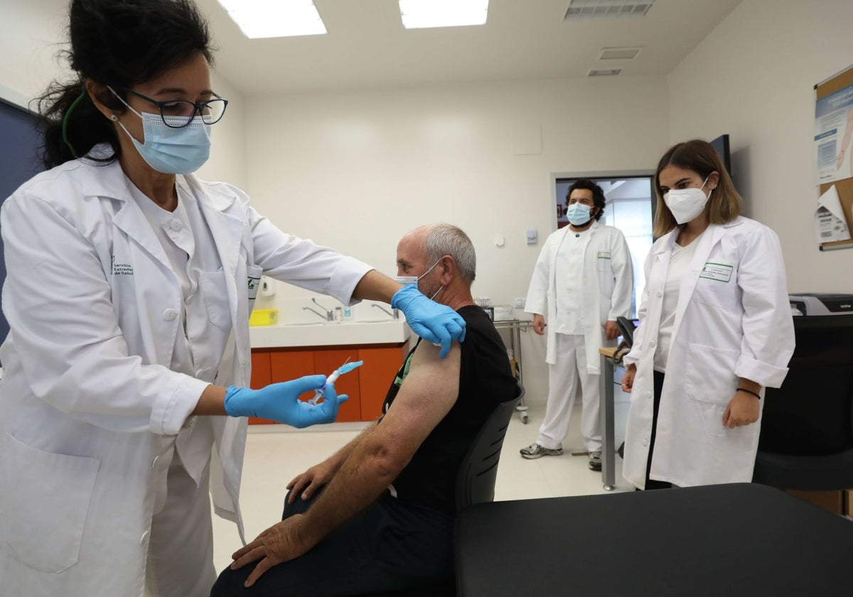 La gripe repunta en la Comunitat con un aumento de más del doble de casos en una semana