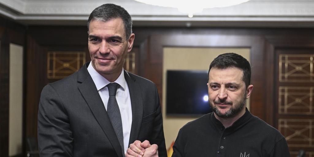 Sánchez se suma con retraso a la declaración de Zelenski y varios líderes europeos sobre la paz en Ucrania