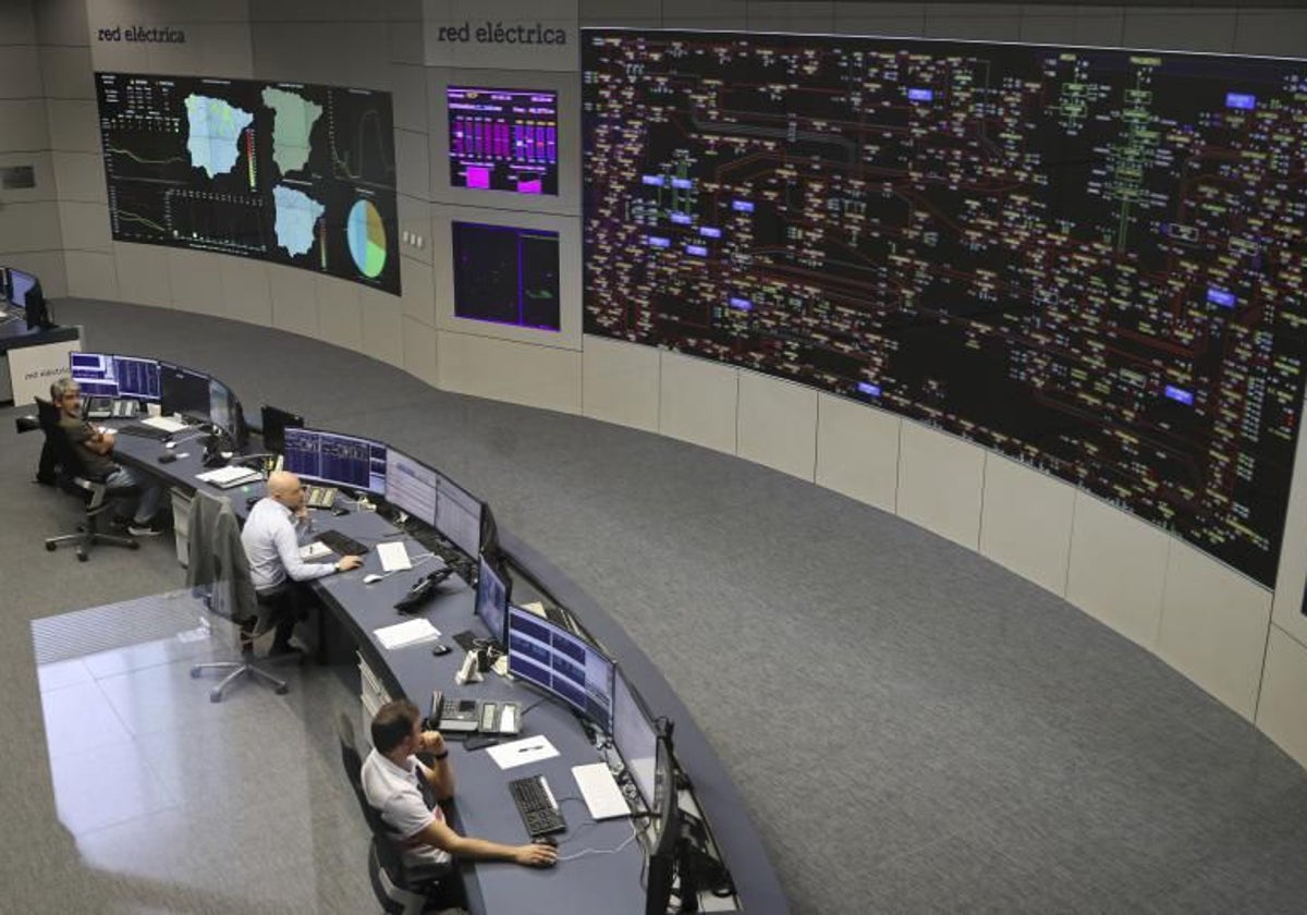 Red Eléctrica pide a Competencia aplicar medidas urgentes ante el riesgo de nuevos apagones