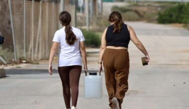 Estos son los puntos para recoger agua potable en los municipios de la Región de Murcia afectados por el corte