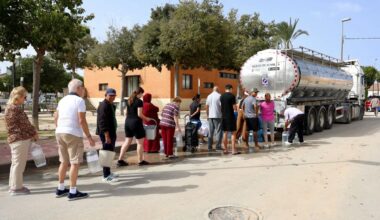  : Declaran no potable el agua del grifo de varios municipios de la Región de Murcia tras la dana