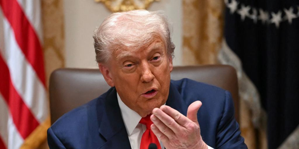 «Si no se desarman, nosotros los desarmaremos, quizá con violencia»