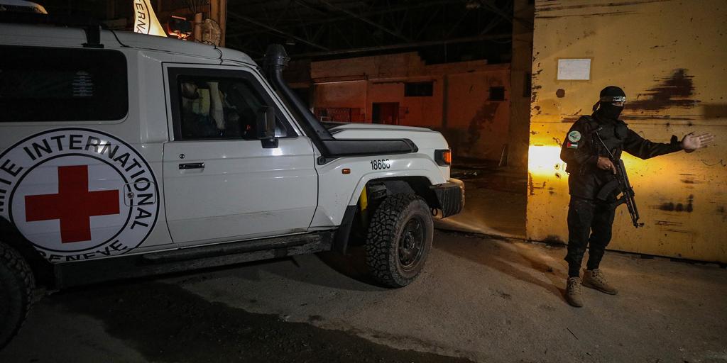 Hamás entrega a Israel los cadáveres de otros rehenes