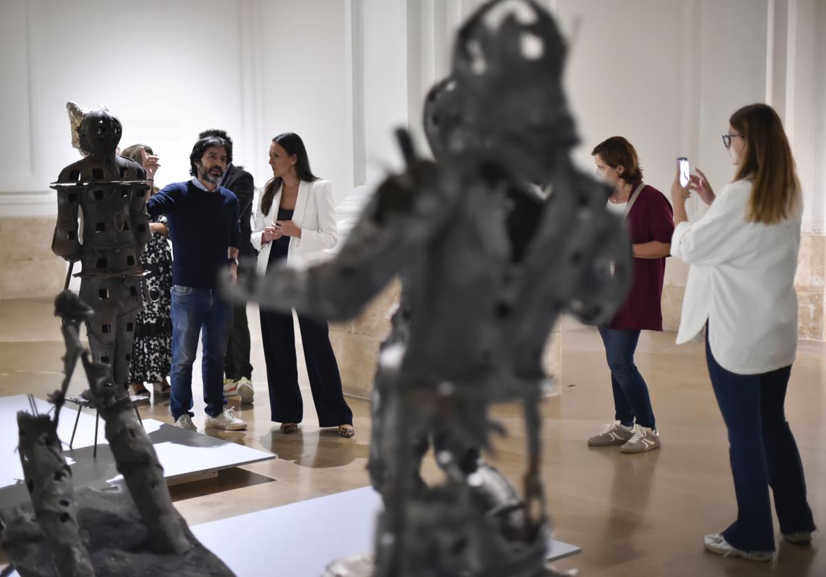 Xavier Mascaró evoca al hombre prehistórico en Murcia