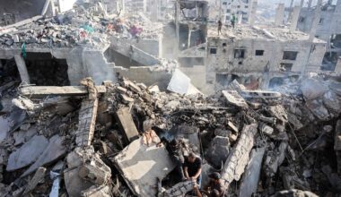 Israel reanuda la aplicación del alto el fuego tras una noche de sangrientos bombardeos en Gaza