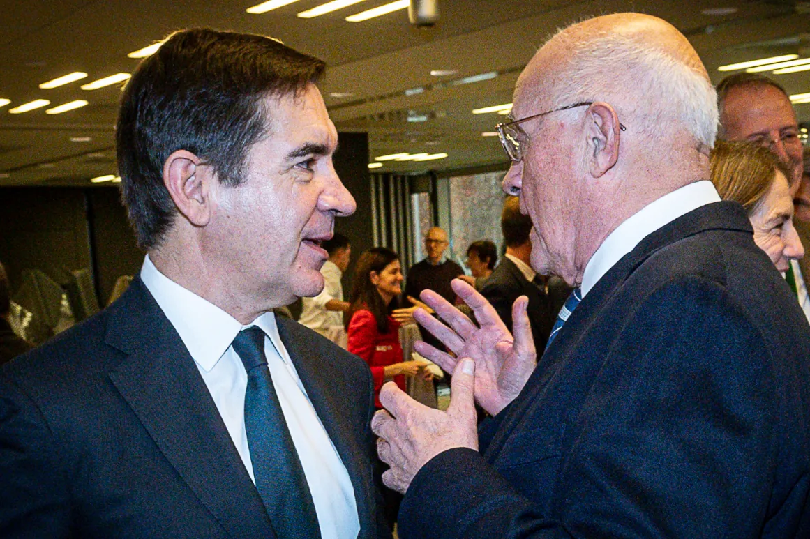 BBVA y Sabadell valen 38.000 millones más desde la opa - Expansión