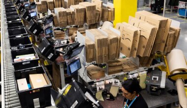 Amazon plantea un ERE en España para 1.200 trabajadores de sus oficinas corporativas de Madrid y Barcelona - El Mundo