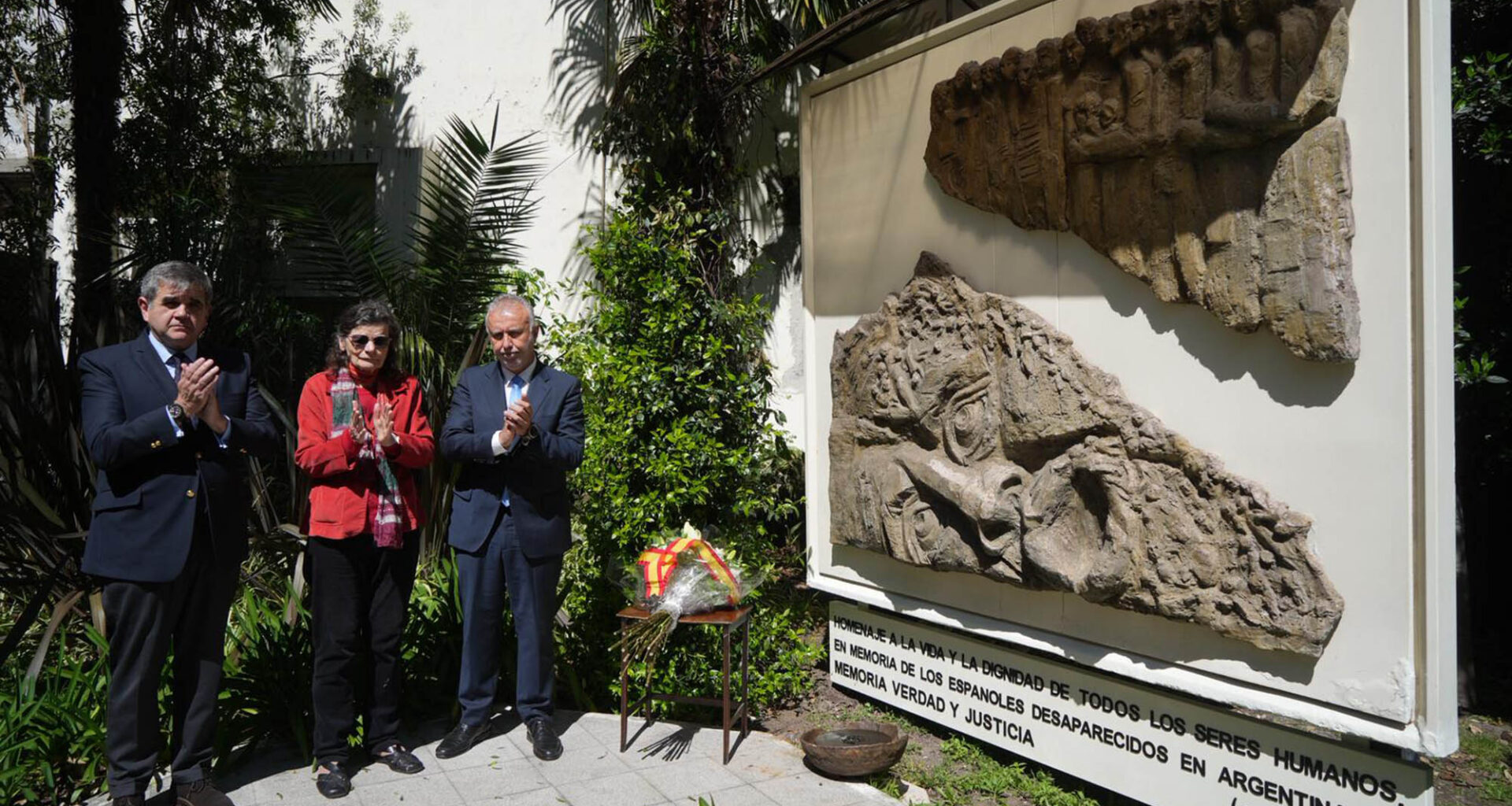 El ministro Ángel Víctor Torres preside el homenaje a los españoles víctimas de la dictadura argentina