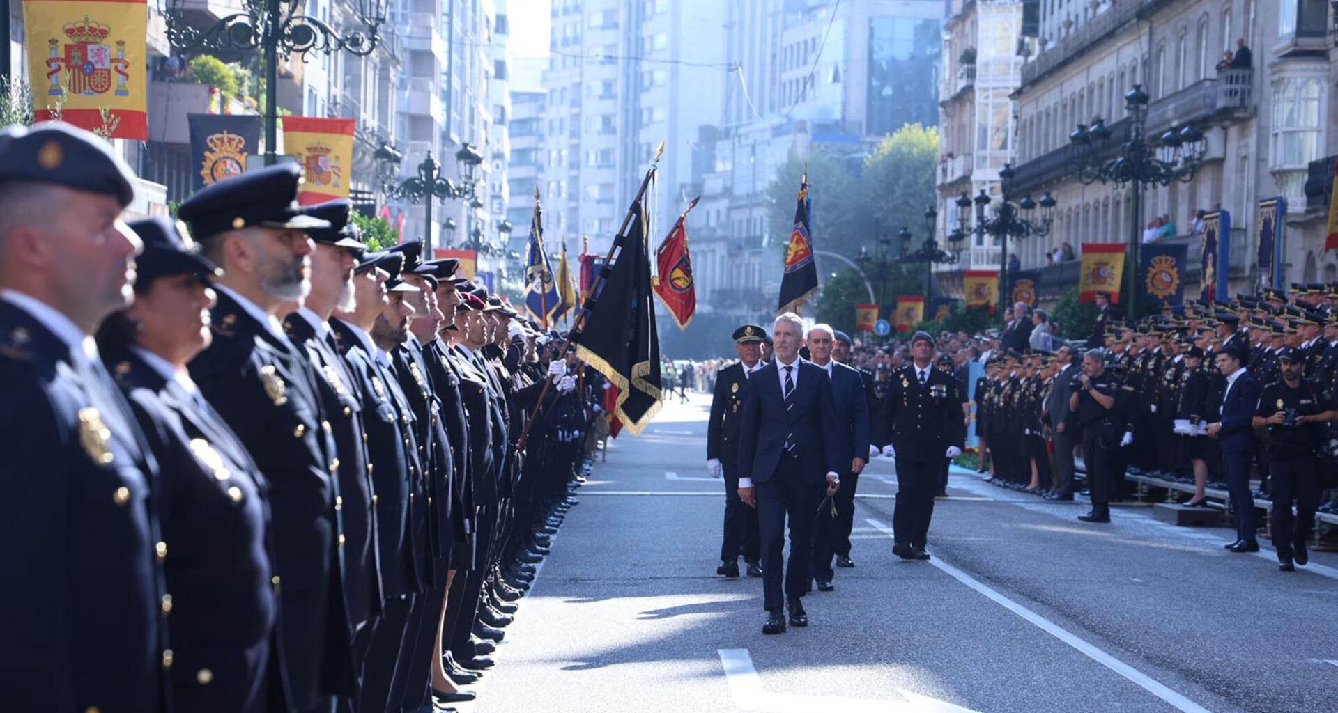 El ministro del Interior, Fernando Grande-Marlaska, en la celebración de los actos centrales del Día de la Policía, en Vigo