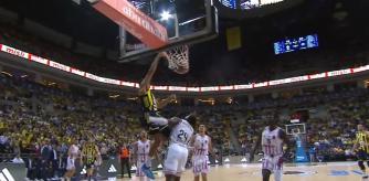 El salvaje mate de Baldwin IV con el Fenerbahce