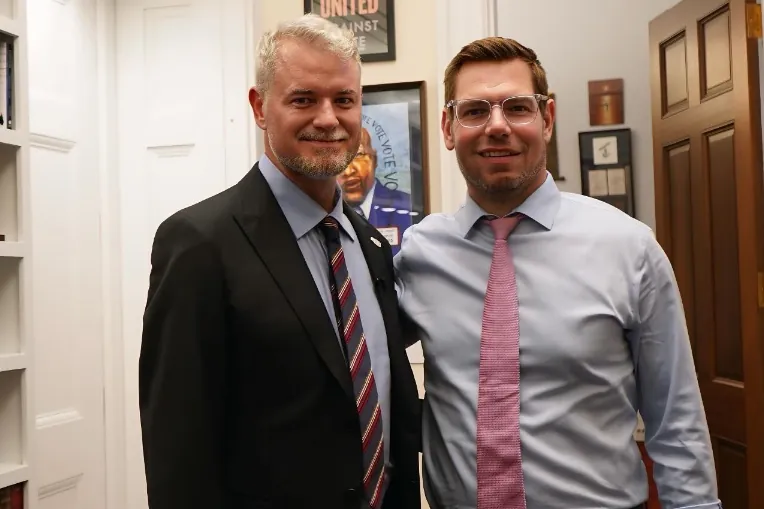 Eric Dane (Anatomía de Grey) reaparece buscando dinero para investigar la ELA que él mismo sufre: "Quiero ver a mis hijas casarse, voy a pelear hasta el último aliento" - El Mundo