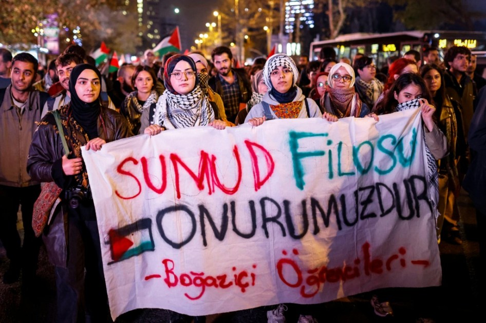 Llegan a Madrid 21 activistas españoles de la flotilla de ayuda a Gaza deportados por Israel