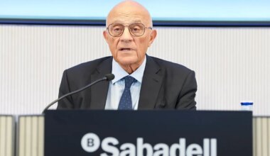 Sabadell pide a la CNMV que exija un compromiso formal a quienes manifiesten públicamente que acudirán a la OPA para evitar "manipulaciones de mercado"